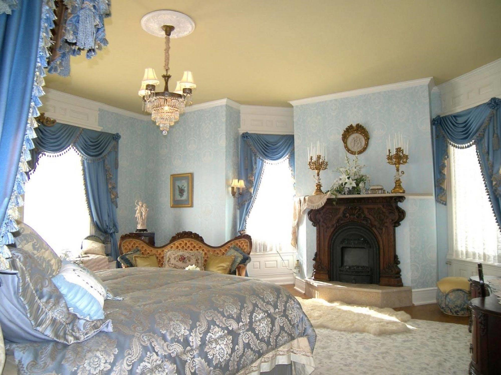 Alexander Mansion Bed & Breakfast Winona Exterior photo